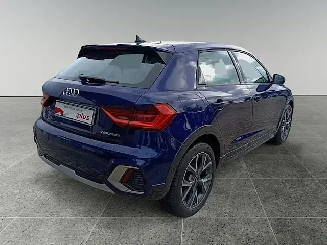 Usata Audi A1 Admired 95 CV (69 kW) 2023 Blu navarra metallizzato SUV