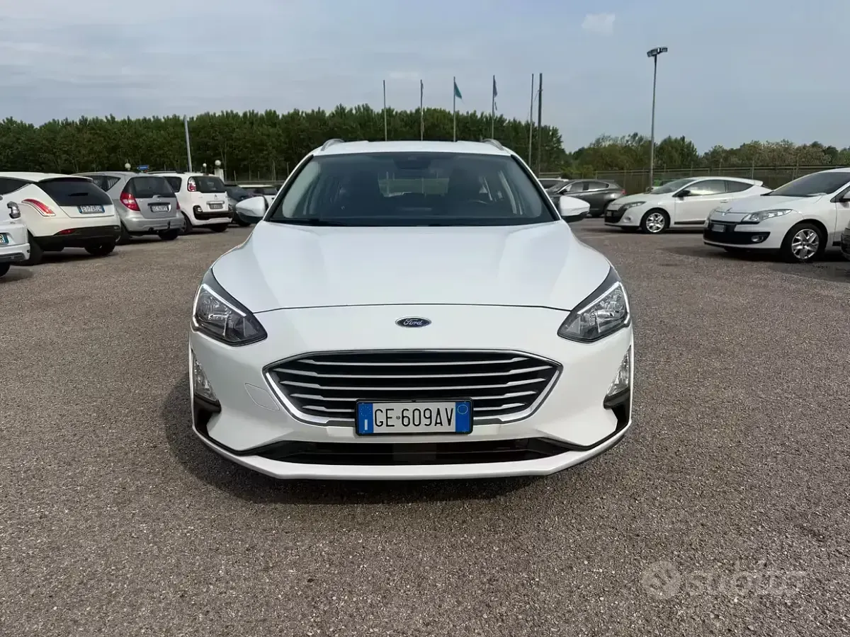Usata Ford Focus Business Edition 120 CV (88 kW) 2021 Bianco Station wagon