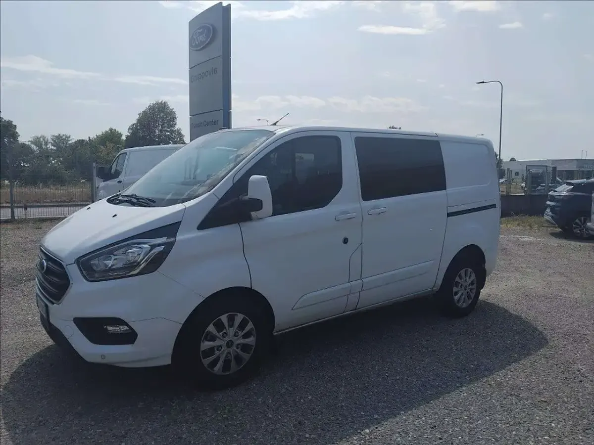Usata Ford Transit Custom Titanium 170 CV (125 kW) 2022 Bianco pastello Furgone