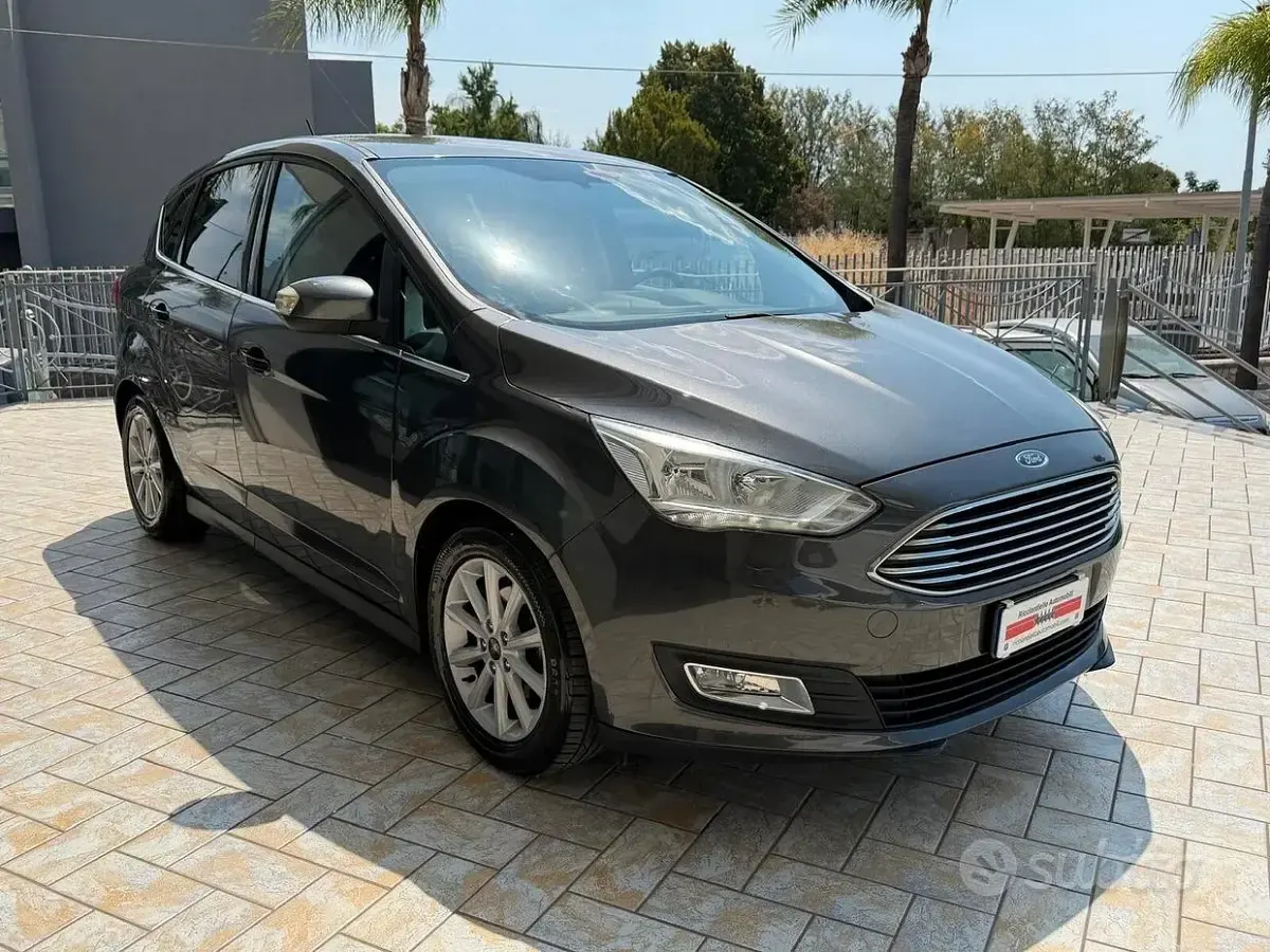 Usata Ford C-MAX Titanium 120 CV (88 kW) 2017 Grigio Monovolume
