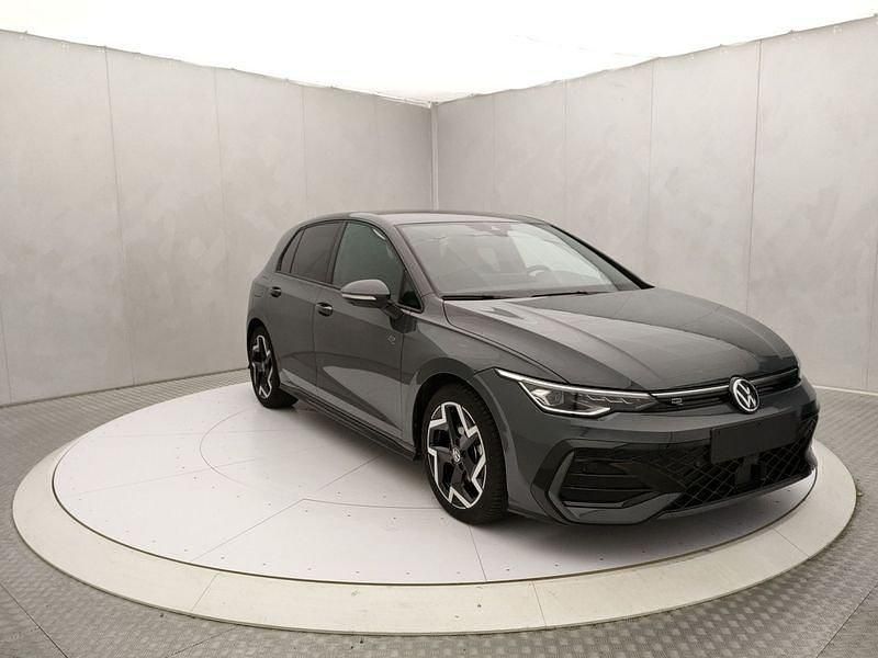 Grigio Usata 2025 VW Golf VIII R-line Due volumi | 33.300 € (Cara) - Immagine 1/4