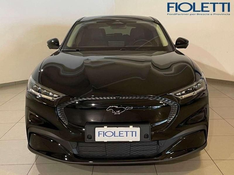 Usata Ford Mustang Mach-E 197 kW (269 CV) 2021 Nero SUV