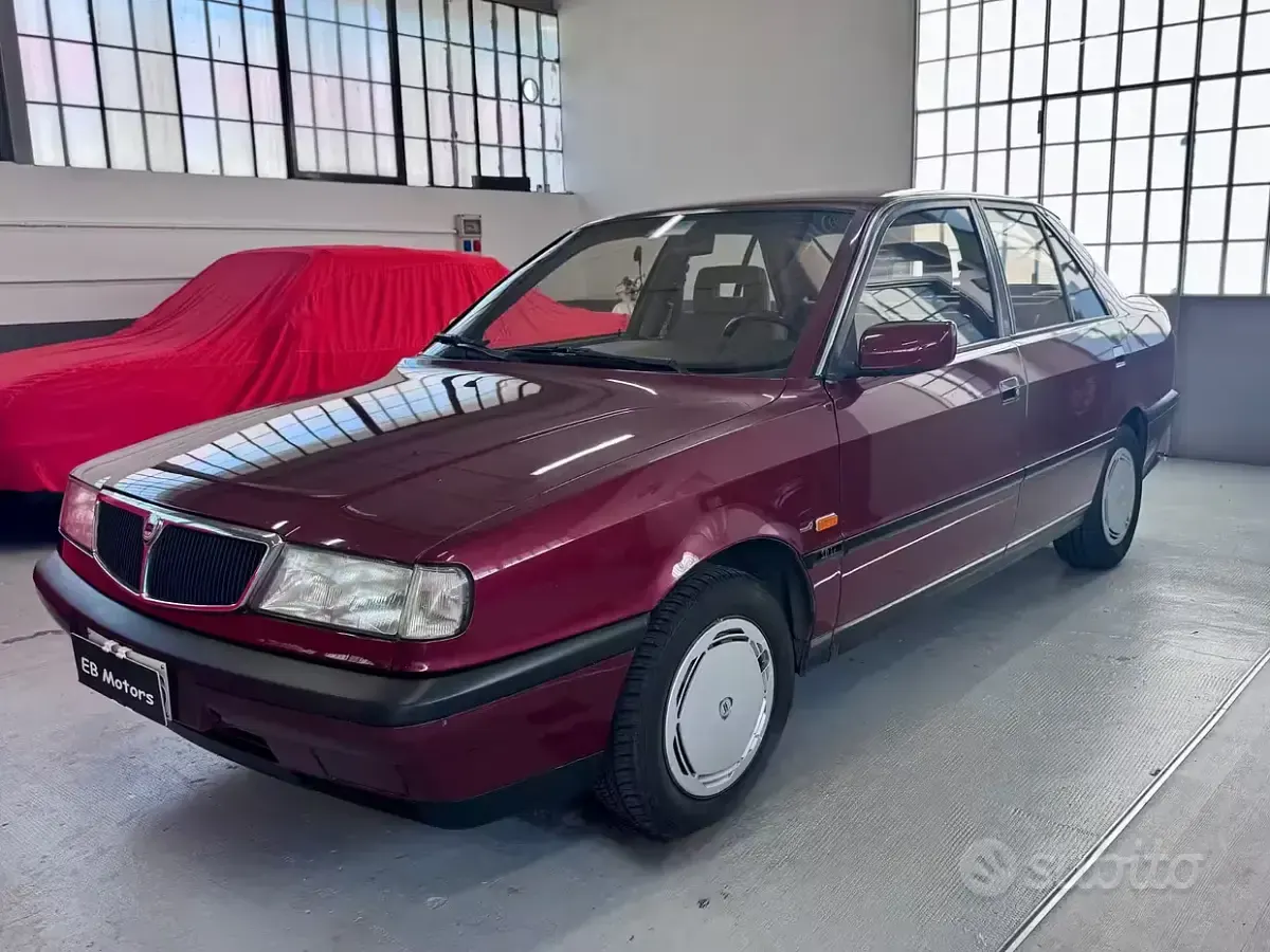Usata Lancia Dedra 117 CV (86 kW) 1989 Berlina