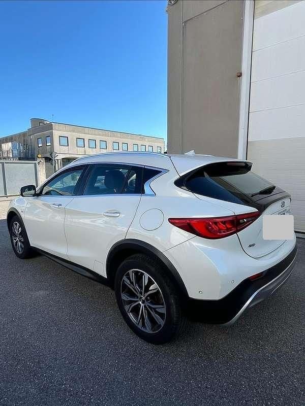 Usata Infiniti Q30 170 CV (125 kW) 2017 Berlina