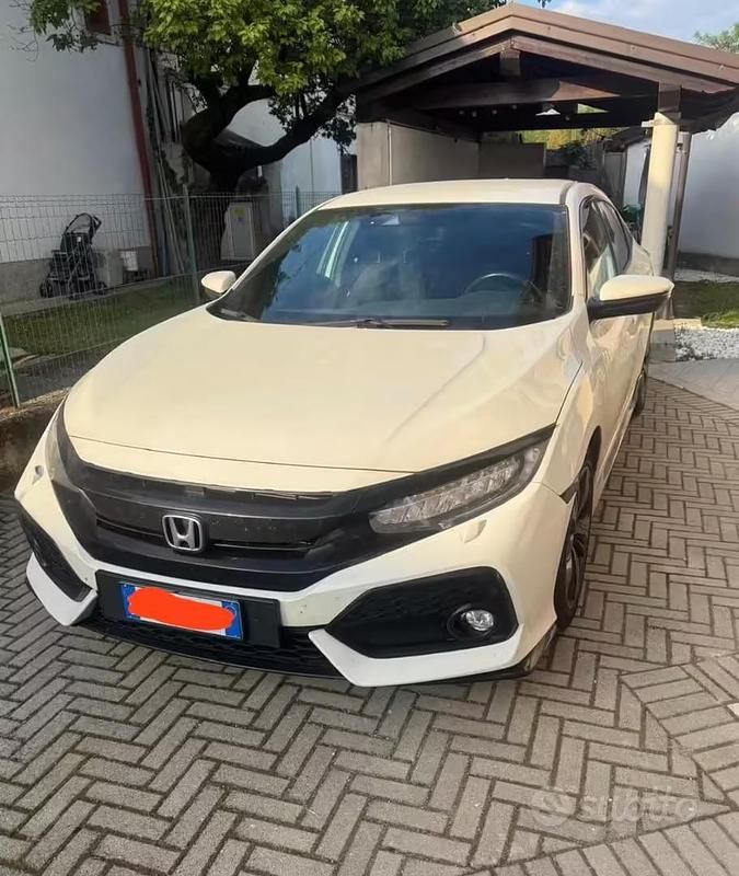 Usata Honda Civic 2018 Bianco Berlina