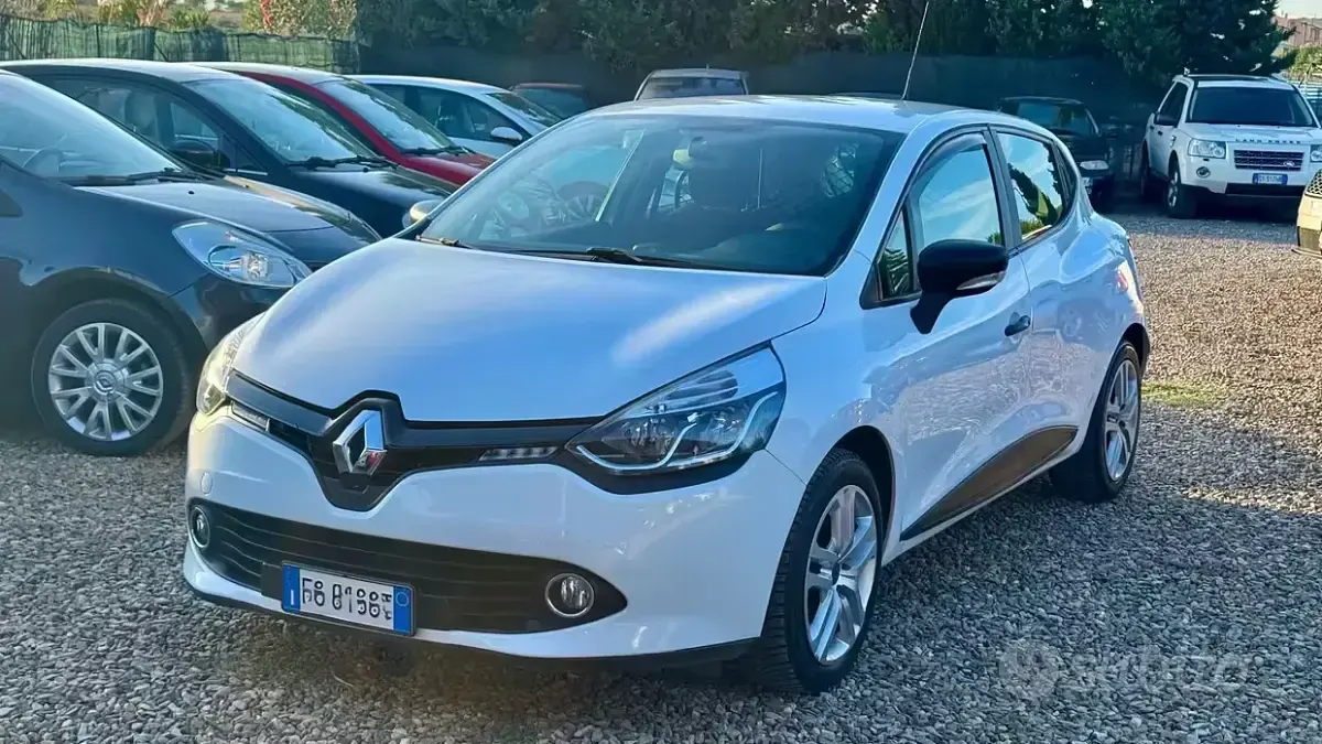 Usata Renault Clio IV 75 CV (55 kW) 2015 Bianco Furgone