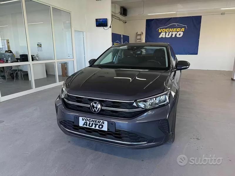 Usata VW Taigo Life 110 CV (80 kW) 2022 Grigio scuro SUV