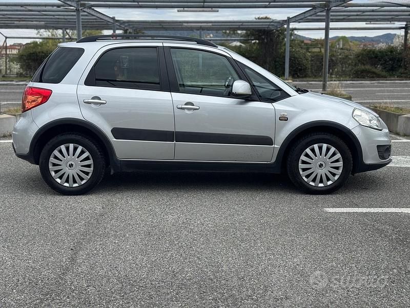 Usata Suzuki SX4 GLX 112 CV (82 kW) 2011 Grigio SUV