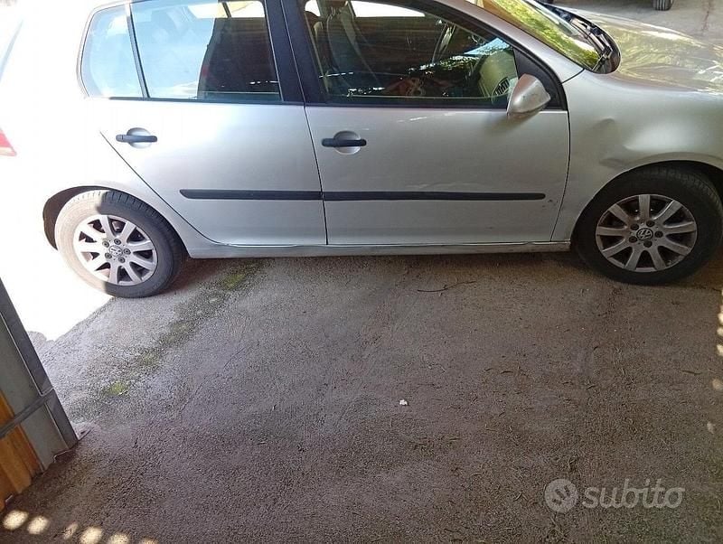 Usata VW Golf 2006 Grigio Berlina