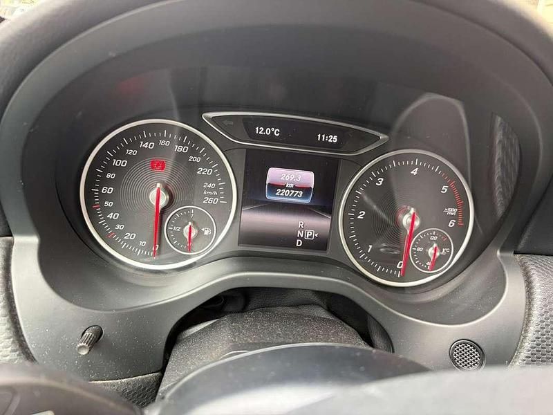 Usata Mercedes A160 90 CV (66 kW) 2018 Berlina