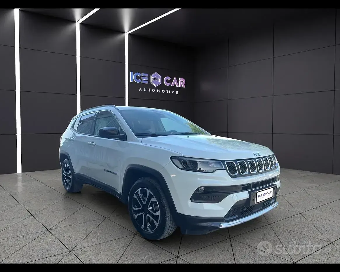 Gebraucht Jeep Compass Limited 131 PS (96 kW) 2023 Weiß SUV