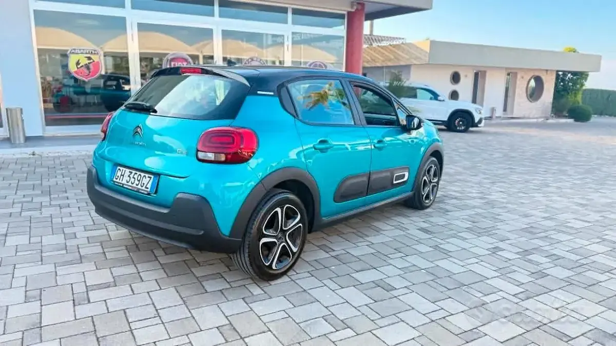 Usata Citroën C3 Shine 102 CV (75 kW) 2022 Bluazzurro Utilitaria