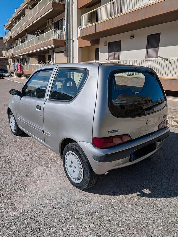Usata Fiat 600 55 CV (40 kW) 2003 Berlina