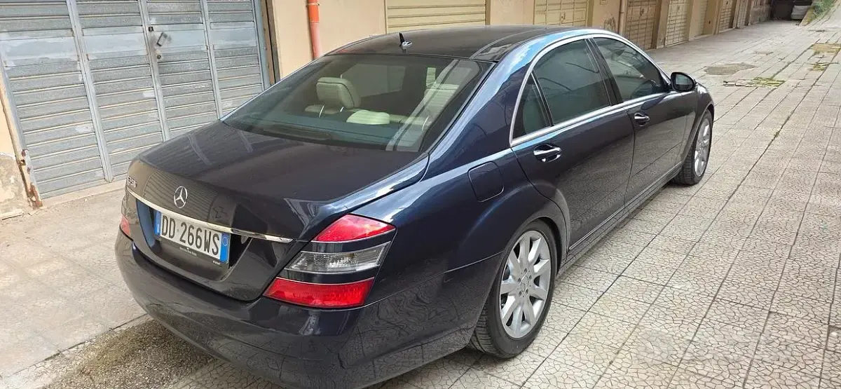 Usata Mercedes S350 272 CV (200 kW) 2006 Blu Berlina
