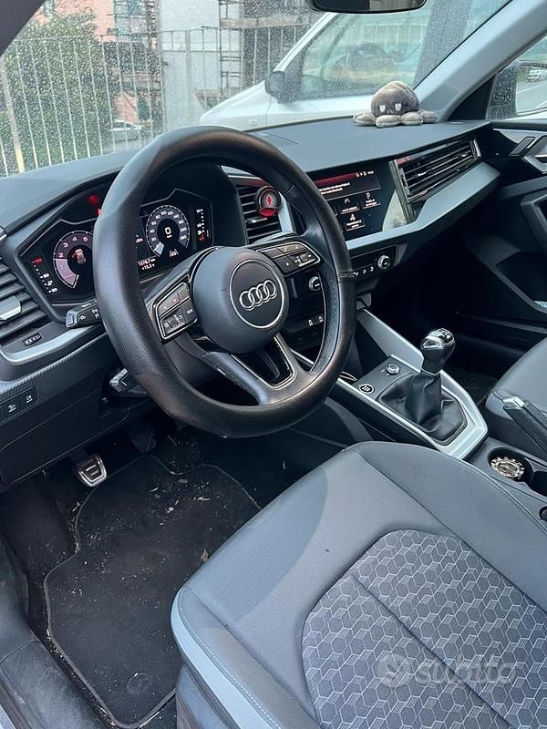 Usado Audi A1 Ambiente 110 CV (80 kW) 2020 Blanco SUV
