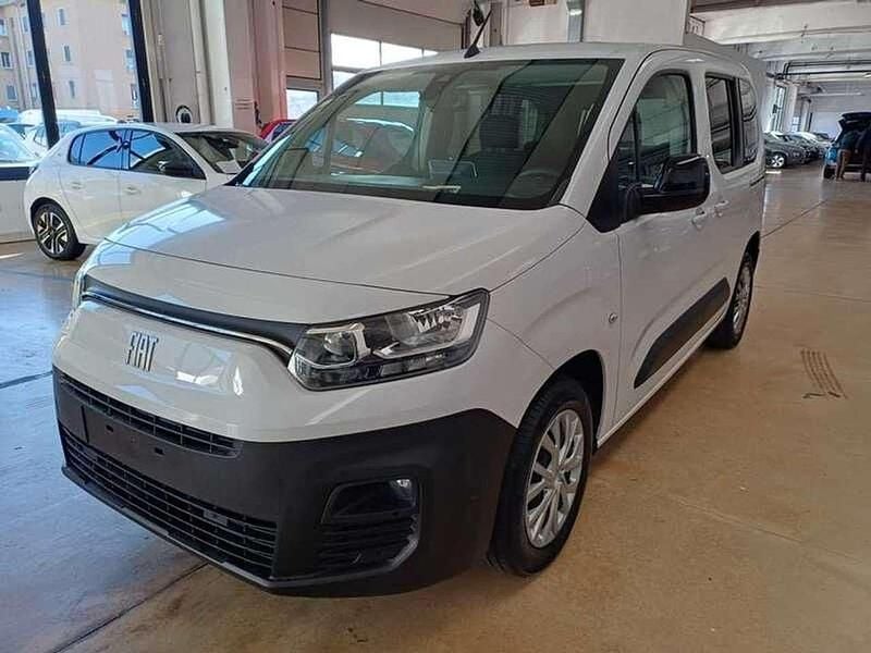 Usata Fiat e-Doblò 56 kW (77 CV) 2023 Bianco gelato Monovolume