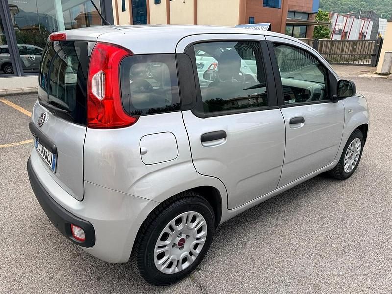 Usata Fiat Panda Easy 69 CV (50 kW) 2016 Grigio Utilitaria