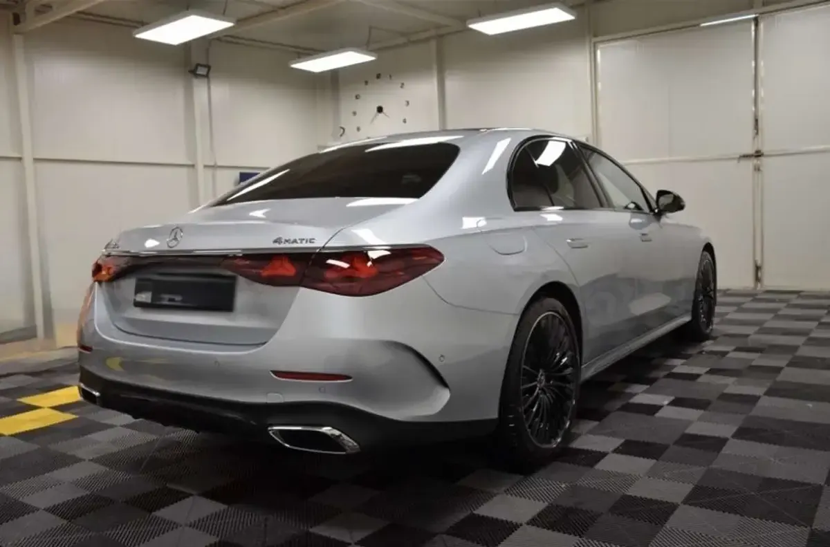 Usata Mercedes E400 AMG 381 CV (280 kW) 2023 Berlina
