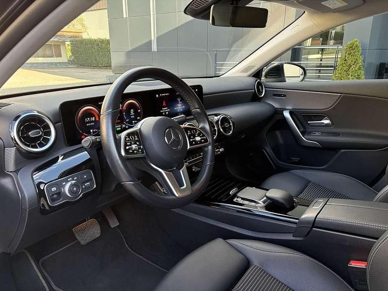Usata Mercedes A250 160 CV (117 kW) 2022 Nero Utilitaria