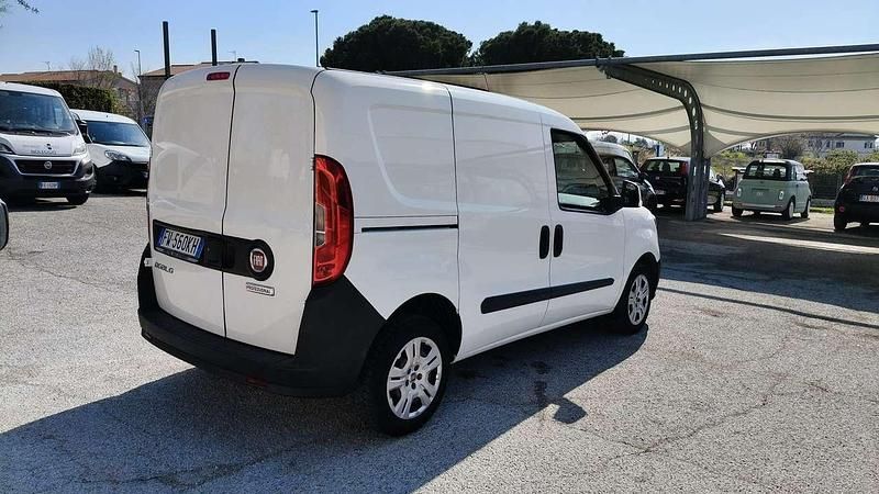 Usata Fiat Doblò 95 CV (69 kW) 2019 Bianco Monovolume