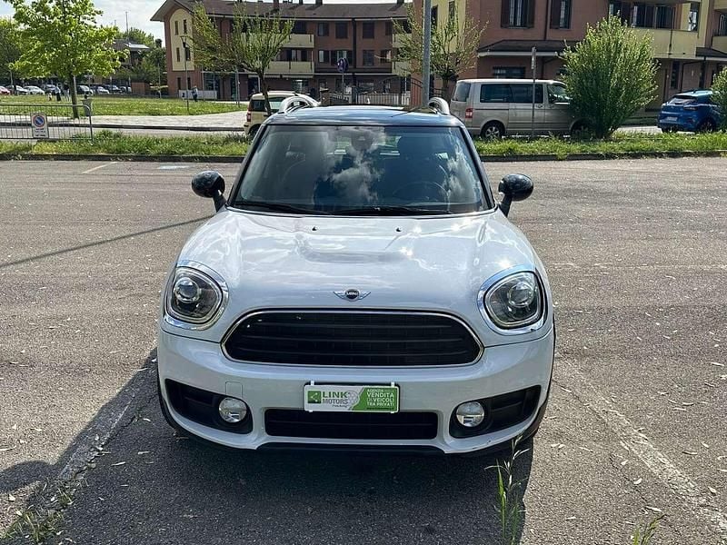Begagnad Mini Cooper D Countryman Hype 150 HK (110 kW) 2018 Vit SUV