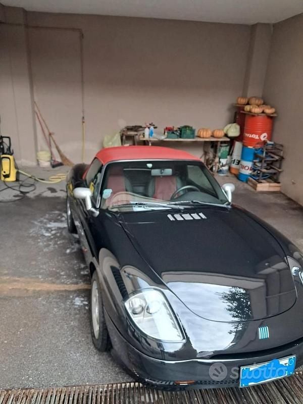 Usata Fiat Barchetta 131 CV (96 kW) 1999 Nero Cabrio