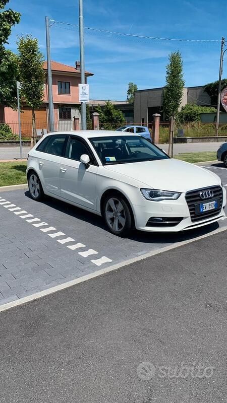 Usata Audi A3 Ambition 105 CV (77 kW) 2014 Bianco Berlina