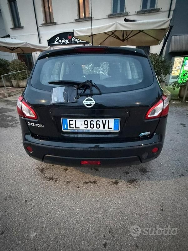 Usata Nissan Qashqai 2012 Nero SUV