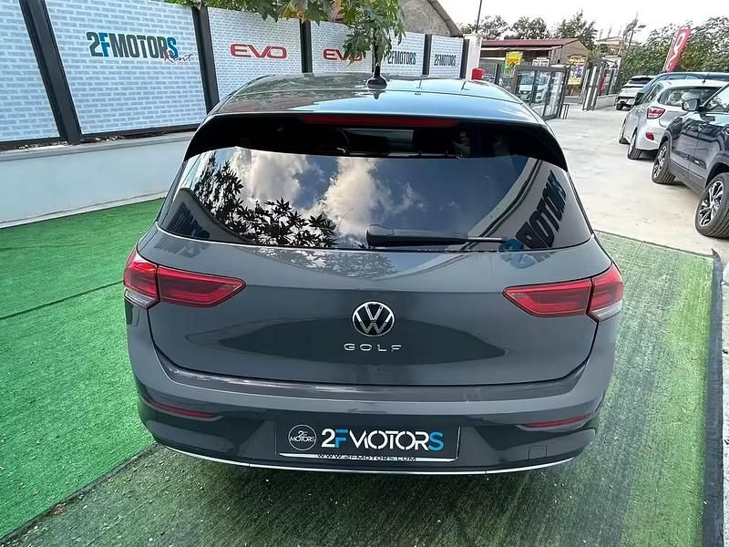 Usata VW Golf VIII Style 116 CV (85 kW) 2023 Grigio Berlina