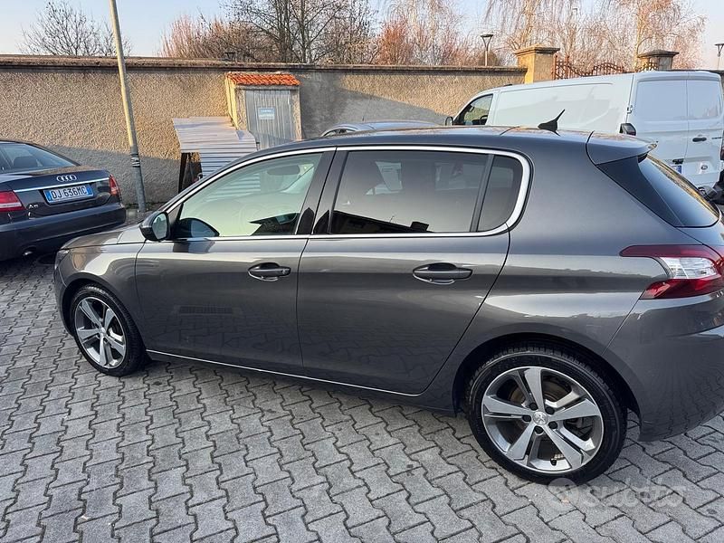 Usata Peugeot 308 119 CV (87 kW) 2016 Grigio Berlina