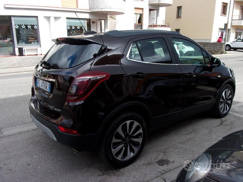 Usata Opel Mokka X Innovation 140 CV (102 kW) 2017 Viola SUV