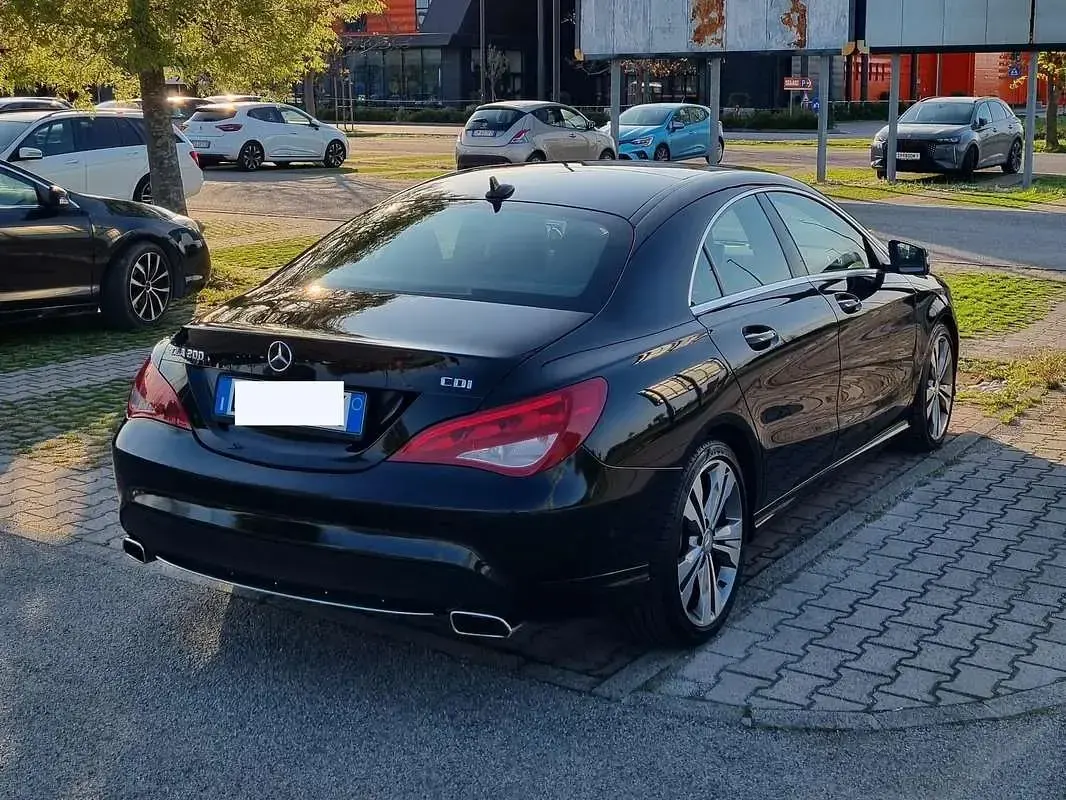 Usata Mercedes CLA200 136 CV (100 kW) 2014 Nero Berlina