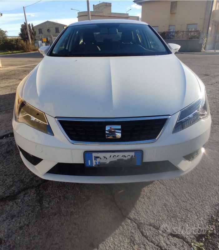 Usata Seat Leon 115 CV (84 kW) 2019 Bianco Berlina