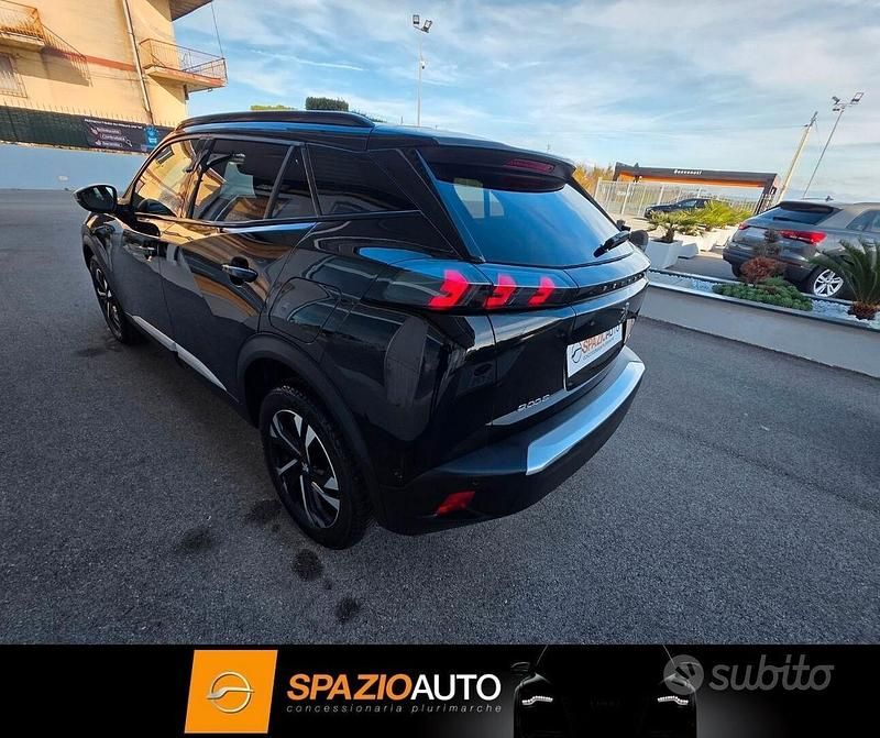 Usata Peugeot 2008 GT 110 CV (80 kW) 2022 Nero SUV