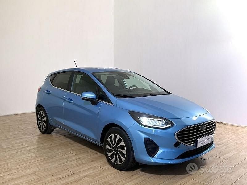 Usata Ford Fiesta Titanium 75 CV (55 kW) 2022 Azzurro Utilitaria