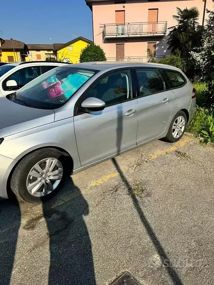 Usata Peugeot 308 116 CV (85 kW) 2017 Grigio Station wagon