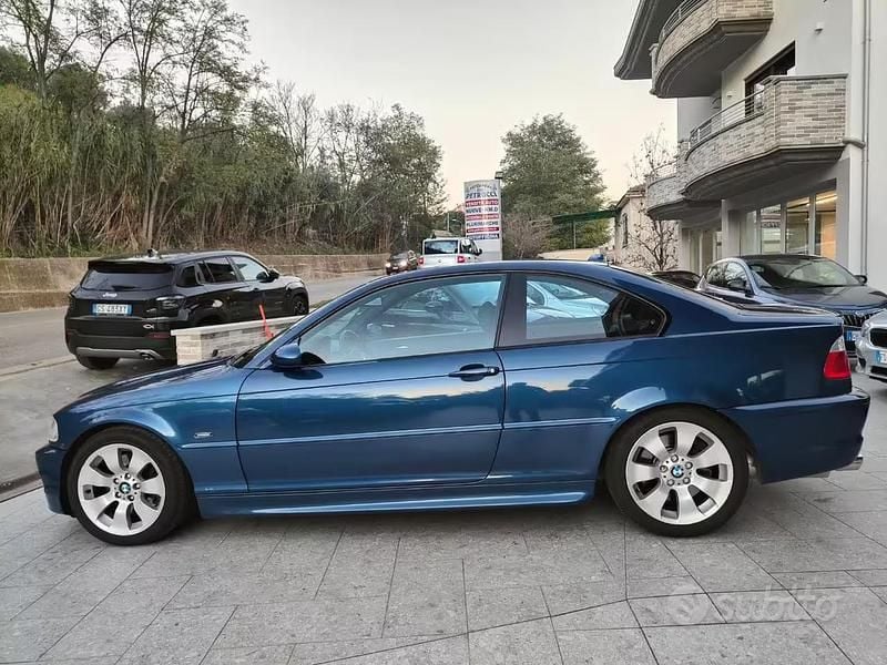 Usata BMW 330 Comfort Edition 231 CV (169 kW) 2002 Blu Coupé