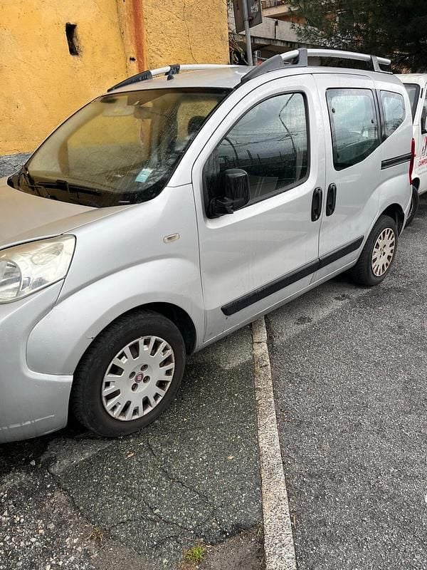 Usata Fiat Qubo Active 75 CV (55 kW) 2011 Monovolume
