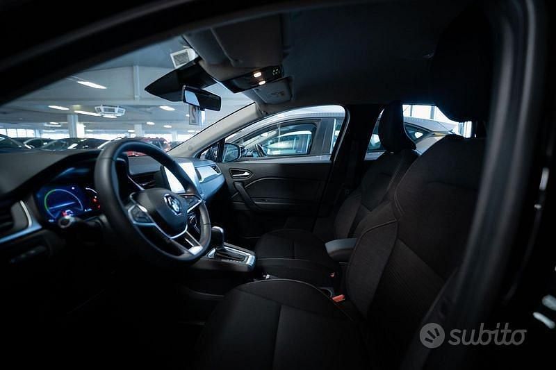 Usata Renault Captur Zen 143 CV (105 kW) 2022 Other SUV