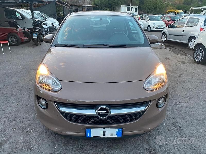 Usata Opel Adam 87 CV (63 kW) 2017 Marrone Utilitaria