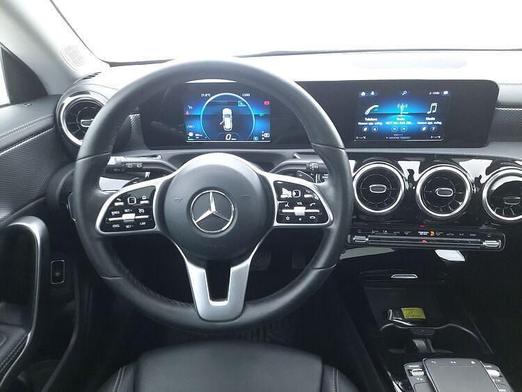 Usata Mercedes CLA180 Shooting Brake 136 CV (100 kW) 2021 Grigio Station wagon