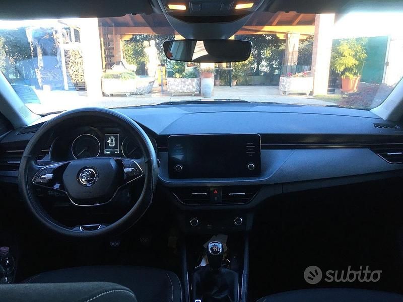 Usata Skoda Kamiq 110 CV (80 kW) 2021 Nero SUV