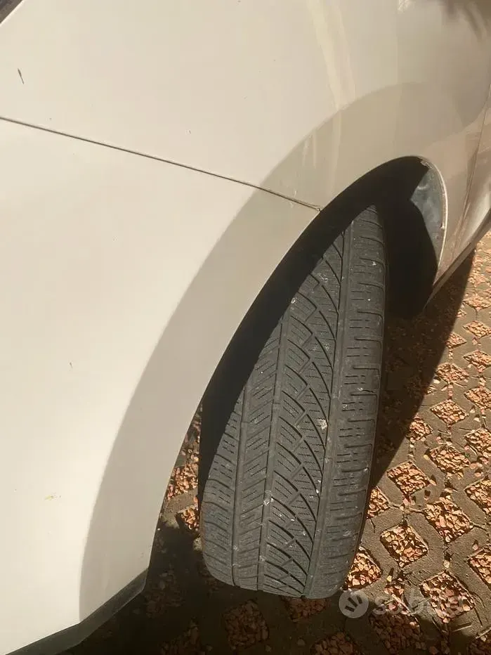 Usata Hyundai ix35 135 CV (99 kW) 2013 Bianco SUV