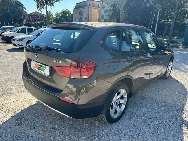 Usata BMW X1 177 CV (130 kW) 2011 Marrone SUV