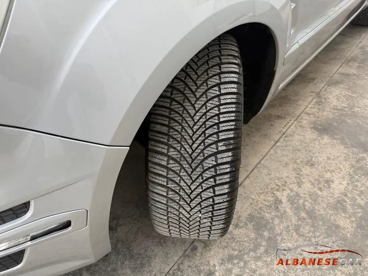 Usata Ford S-MAX Titanium 163 CV (119 kW) 2013 Grigio Monovolume