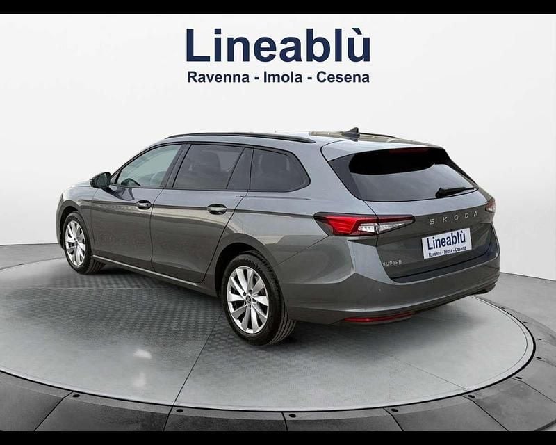 Usata Skoda Superb Selection 150 CV (110 kW) 2025 Grigio Station wagon