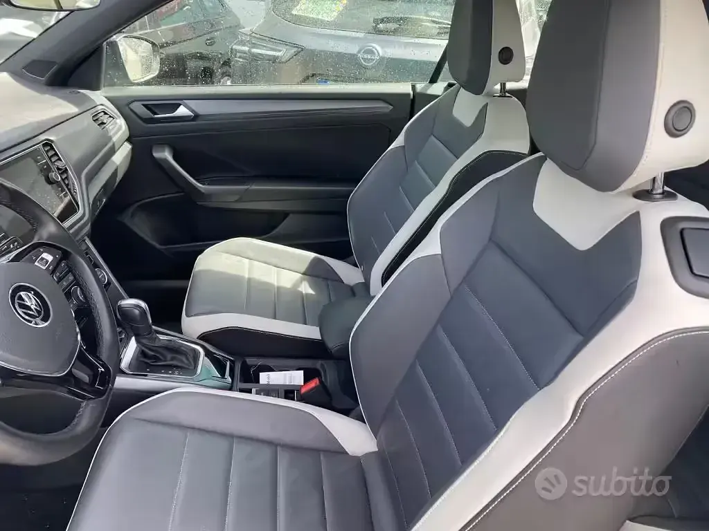 Begagnad VW T-Roc Cabriolet Style 150 HK (110 kW) 2021 Grå Cab