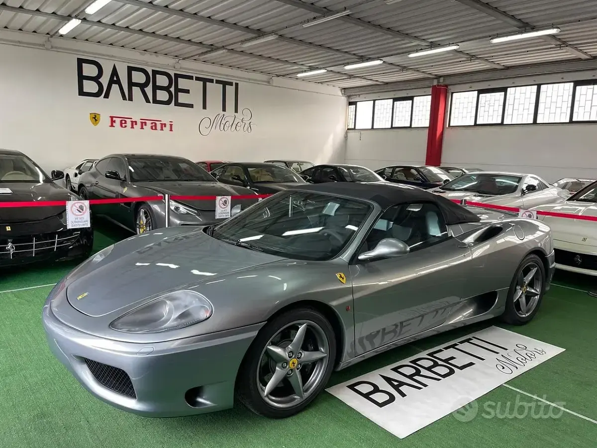 Usata Ferrari 360 400 CV (294 kW) 2002 Cabrio