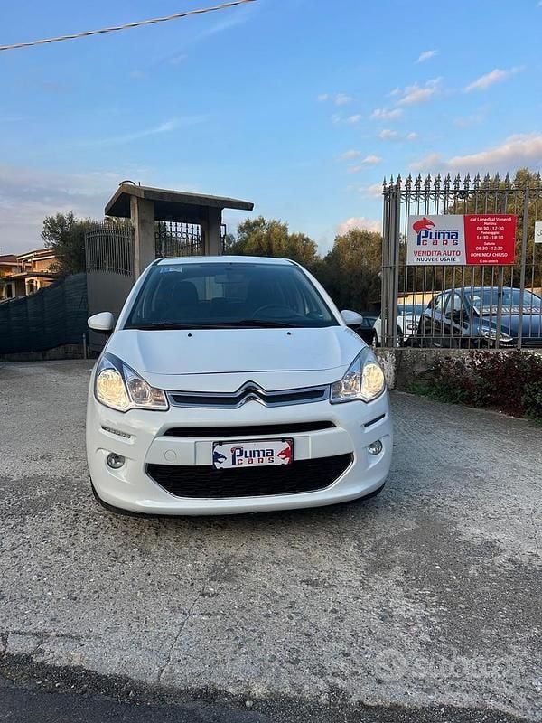 Bianco Usata 2015 Citroën C3 PureTech Due volumi | 5500 € (Ottimo prezzo) - Immagine 1/4