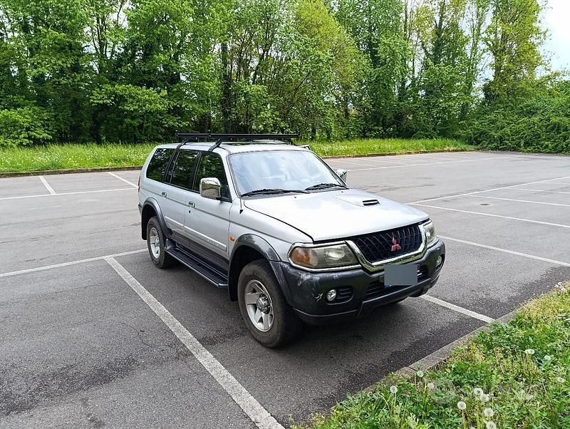 Usata Mitsubishi Pajero Sport 2002 Grigio SUV